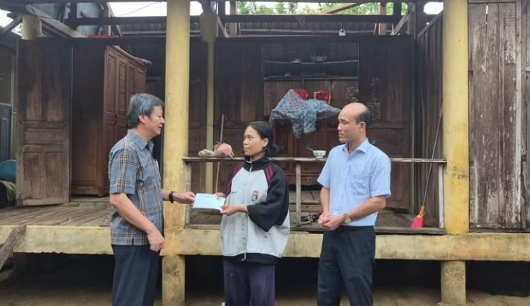 Mưa giông, lốc xoáy gây thiệt hại tại Quảng Trị và Nghệ An