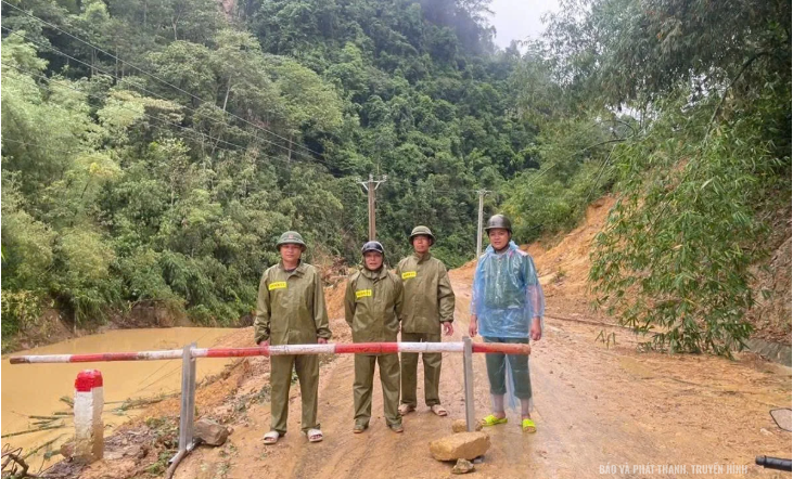 Xã Cẩm Thạch: Chủ động sơ tán dân vùng ngập lụt và sạt lở đất