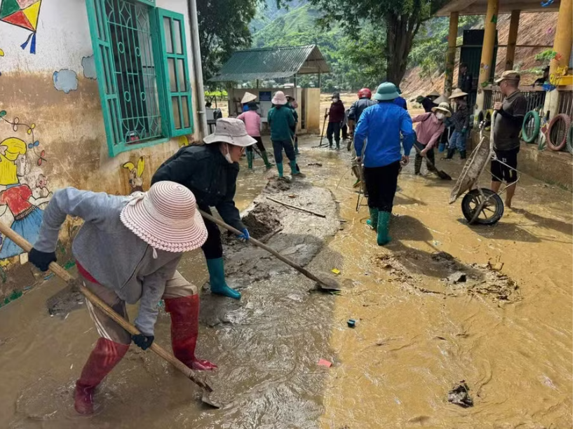Điện Biên đưa cảnh báo thiên tai đến cơ sở