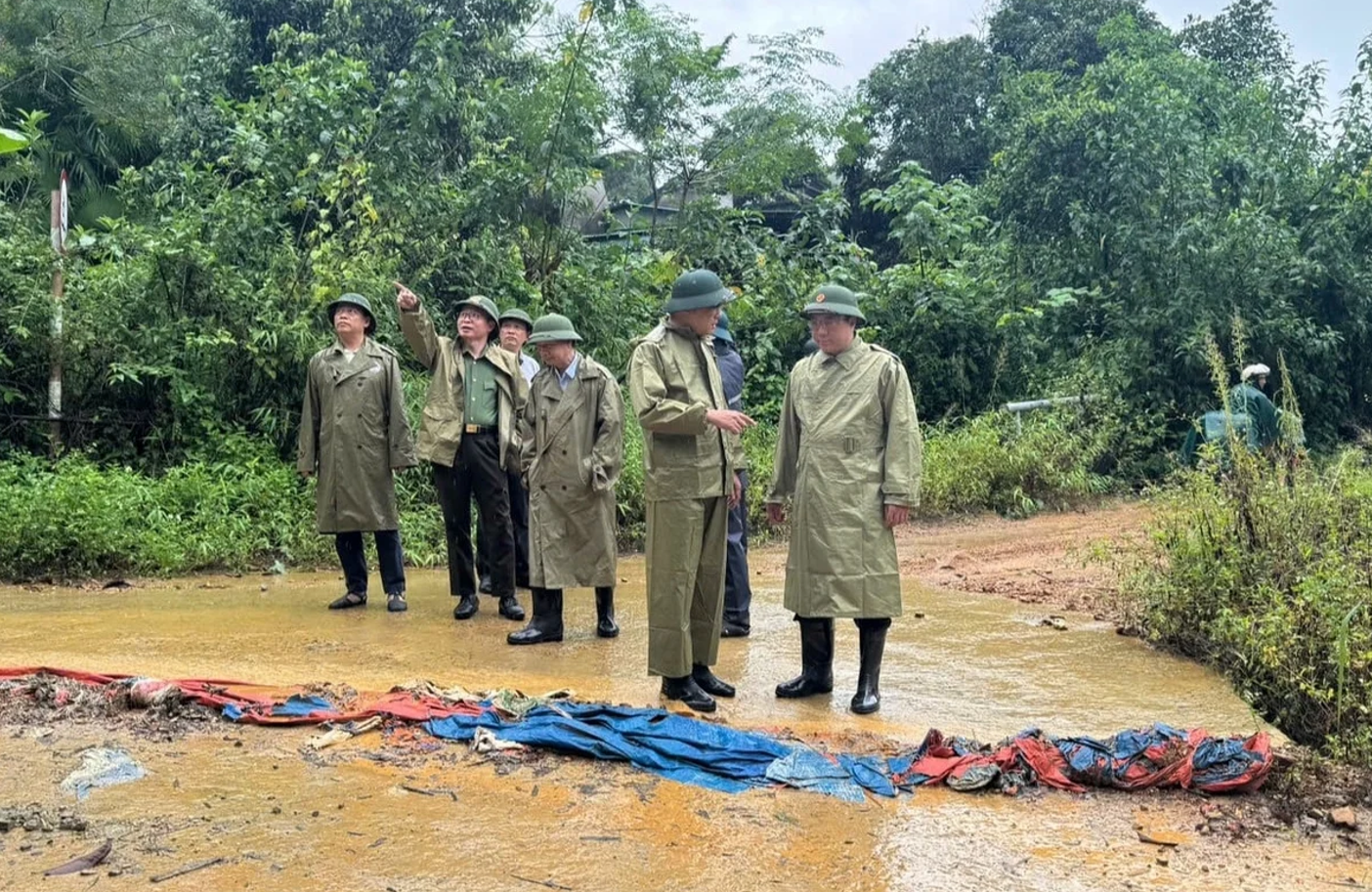 Đoàn công tác kiểm tra, chỉ đạo ứng phó và khắc phục hậu quả mưa lũ tại Phú Thọ, Thanh Hóa